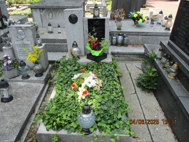 Józef Mazanek 1910 Wieliczka - Grobonet - Wyszukiwarka osób pochowanych