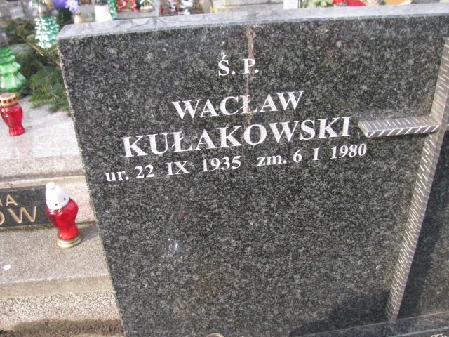 Bogdan Kułakowski 1972 Wieliczka - Grobonet - Wyszukiwarka osób pochowanych