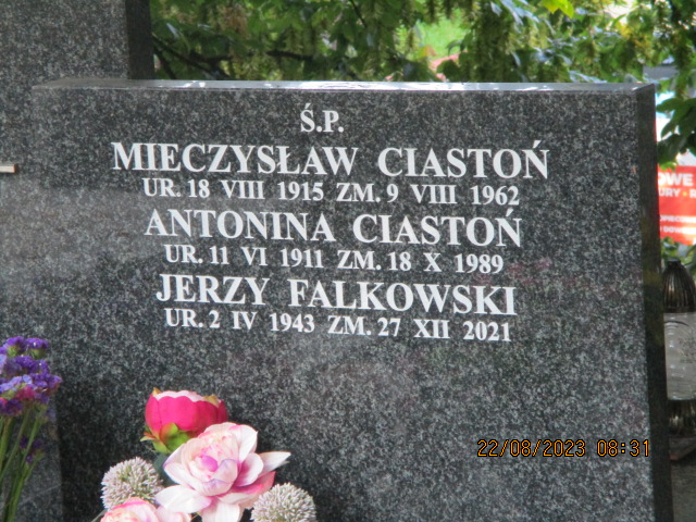 Jerzy Falkowski 1945 Wieliczka - Grobonet - Wyszukiwarka osób pochowanych